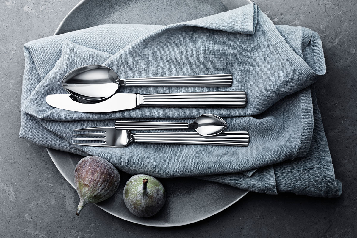 Hos Miljonlotteriet kan du vinna ett bestickset från Georg Jensen.
