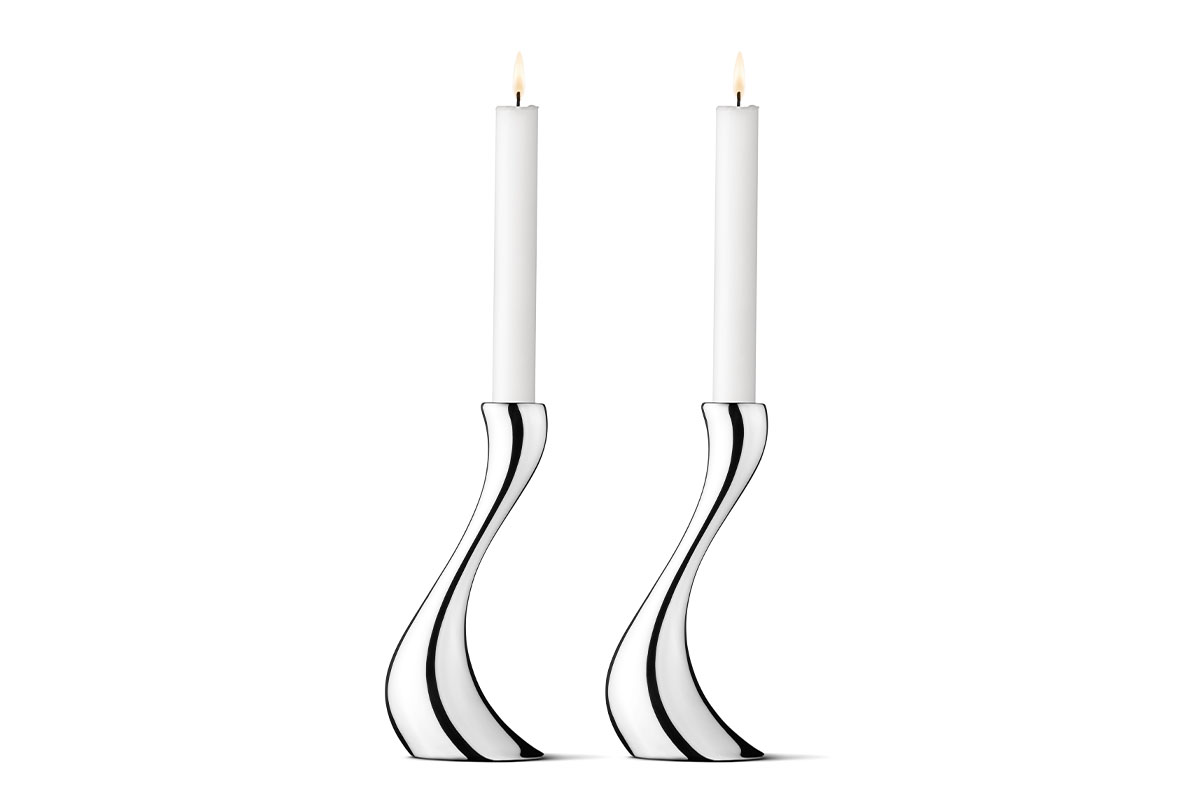 Hos Miljonlotteriet kan du vinna ett 2-pack ljusstakar från Georg Jensen.