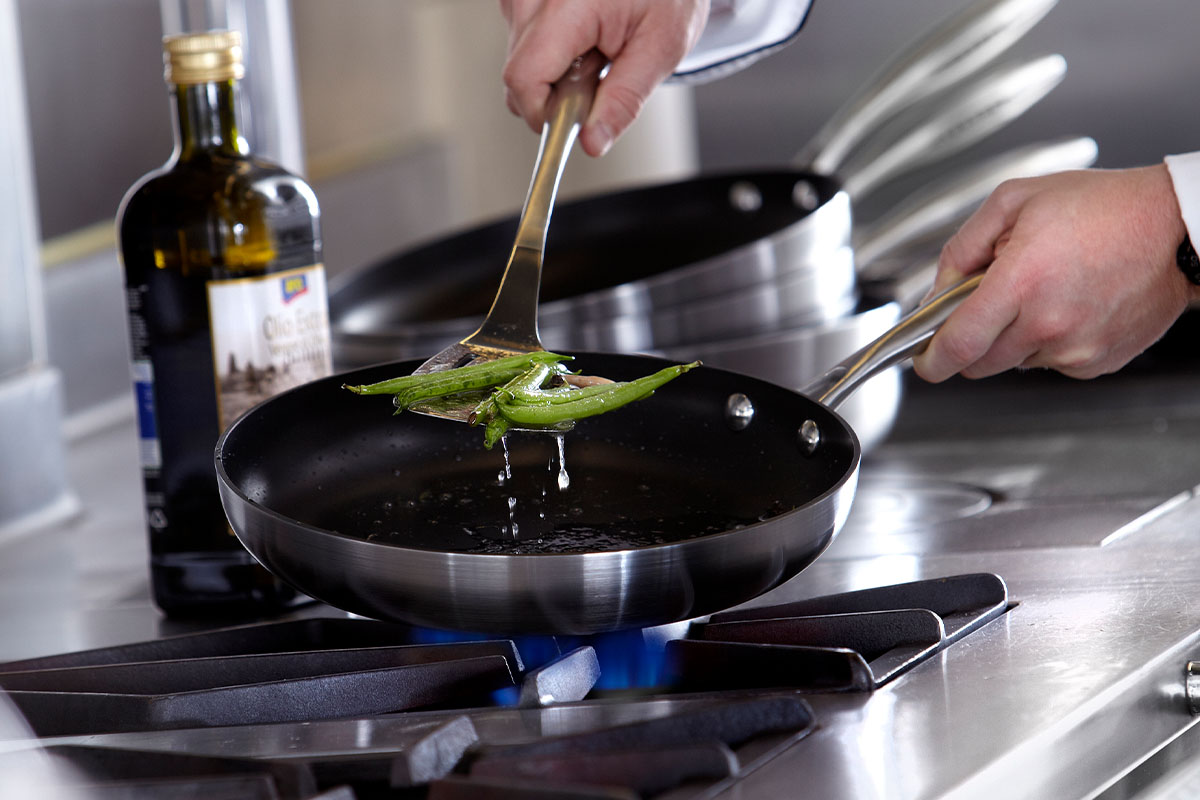 Hos Miljonlotteriet kan du vinna en stekpanna från Scanpan