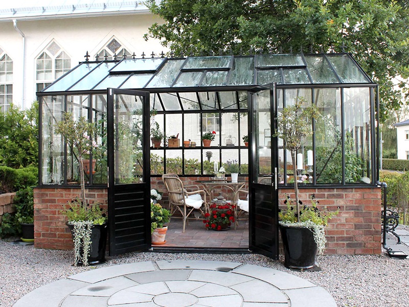 Hos Miljonlotteriet kan du vinna Willab Gardens orangeri Euro-Serre Gothic 309