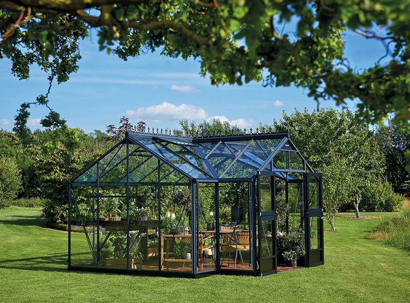 Hos Miljonlotteriet kan du vinna ett orangeri från Willab Garden