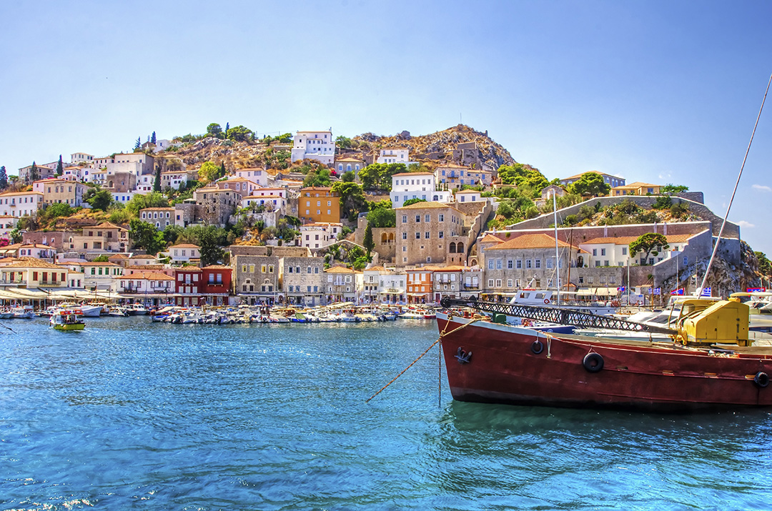 Båtluffa i den grekiska övärlden och besök Hydra