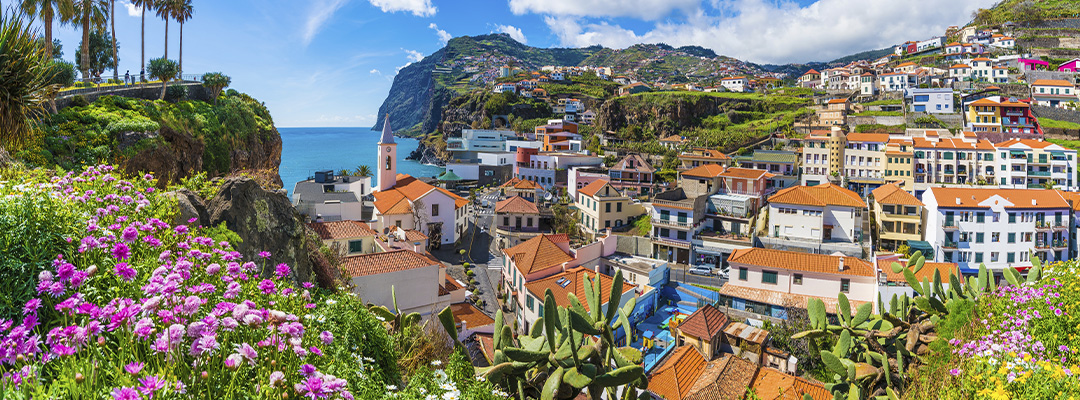 Hos Miljonlotteriet kan du vinna en familjeresa till Madeira.