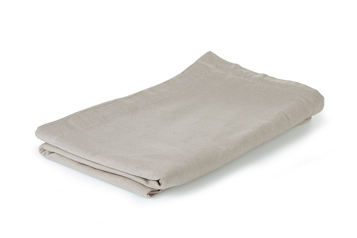 Hos Miljonlotteriet kan du vinna beige bordsduk från Guldkorn