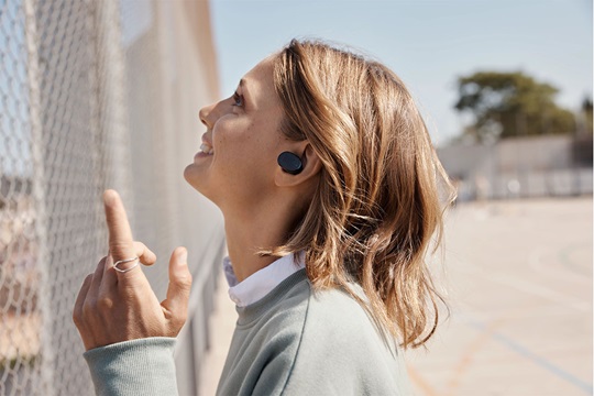 Hos Miljonlotteriet kan du vinna trådlösa hörlurar från JBL