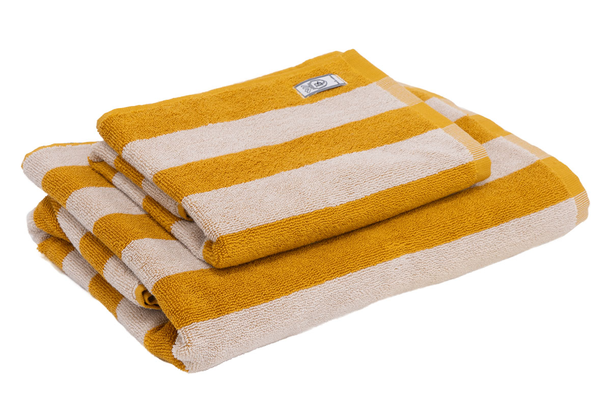 Hos Miljonlotteriet kan du vinna ett handduksset lejon/beige från Borås Cotton