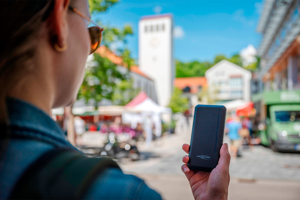 Hos Miljonlotteriet kan du vinna en powerbank från Ansmann