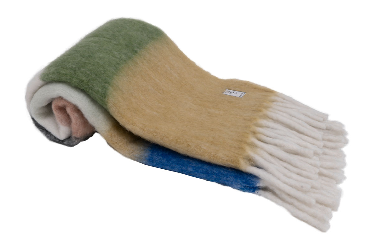 Hos Miljonlotteriet kan du vinna en pläd från Borås Cotton